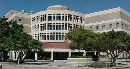 STRONG FGV completa 20 anos de convênio com a Universidade da Califórnia